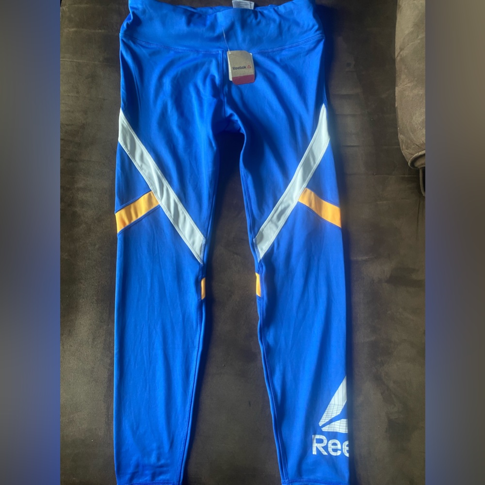 Fun Rebook workout leggings!